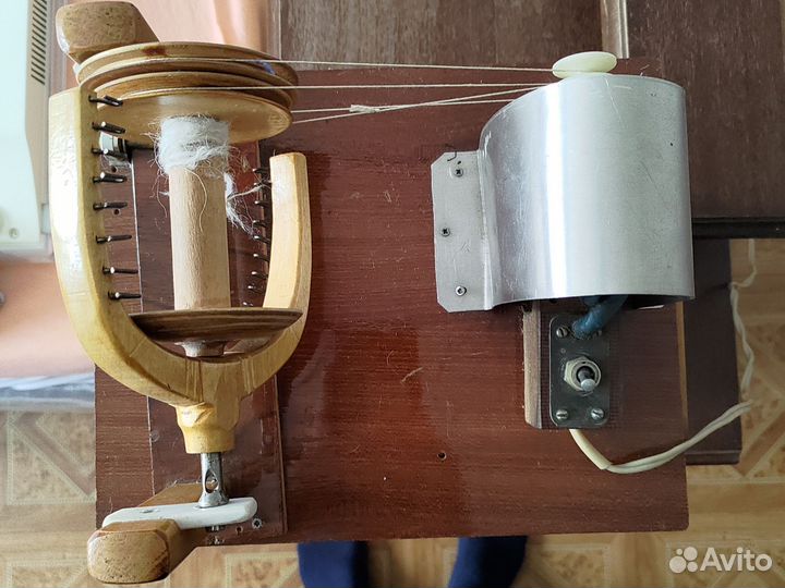 Электрическая прялка для шерсти