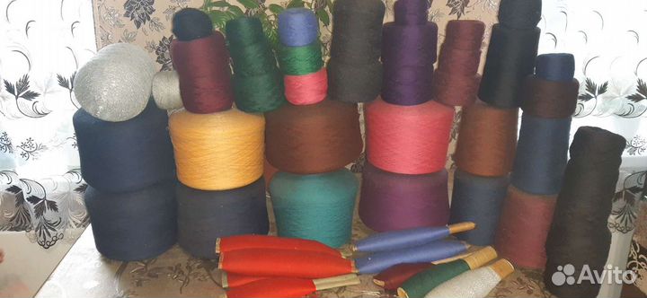 Пряжа для вязания(чистая шерсть,в бабинах продажа