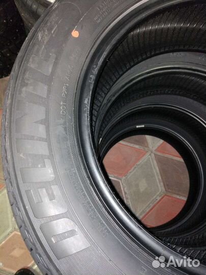 Delinte DH2 215/60 R16 99V