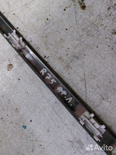 Молдинг крыши левый rover 75