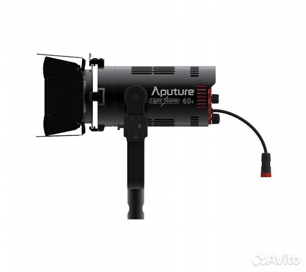Светодиодный осветитель Aputure Amaran COB 60D 550