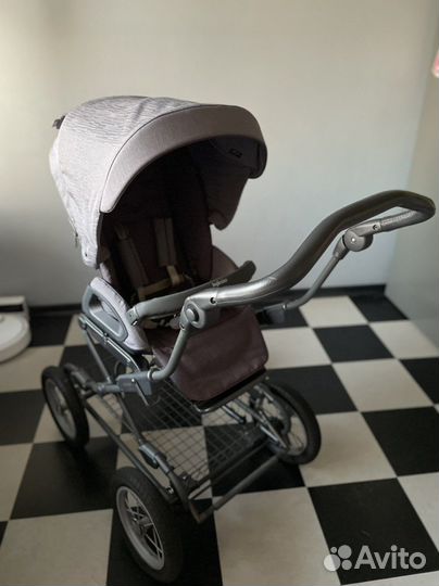 Коляска 2 в 1 Inglesina Sofia на шасси Ergo Bike