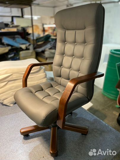 Компьютерное кресло