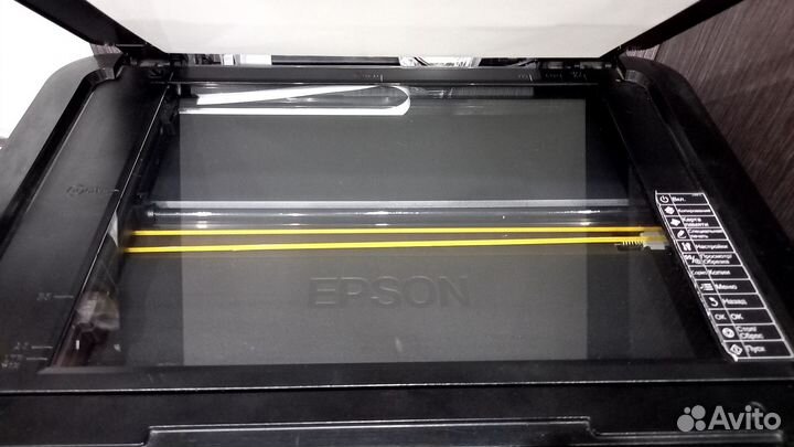 Цветной струйный принтер Epson TX650