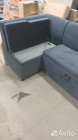 Кухонный угол со спальным местом