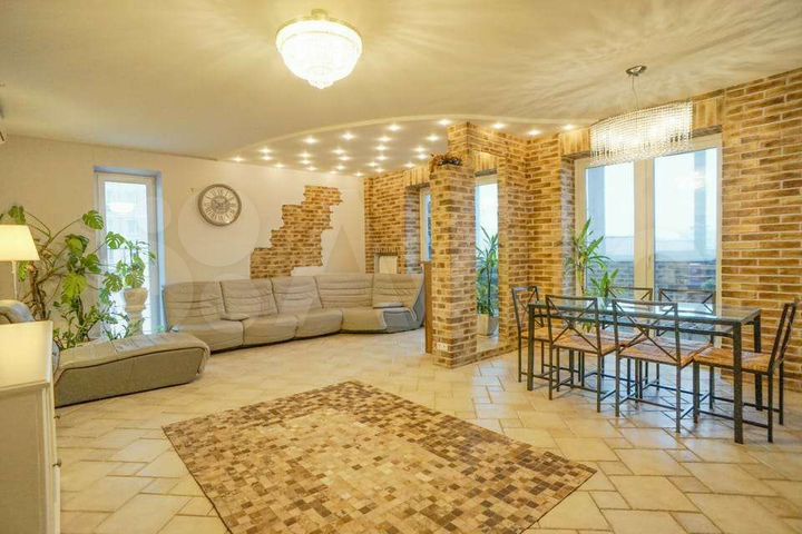 2-к. квартира, 90,9 м², 10/18 эт.