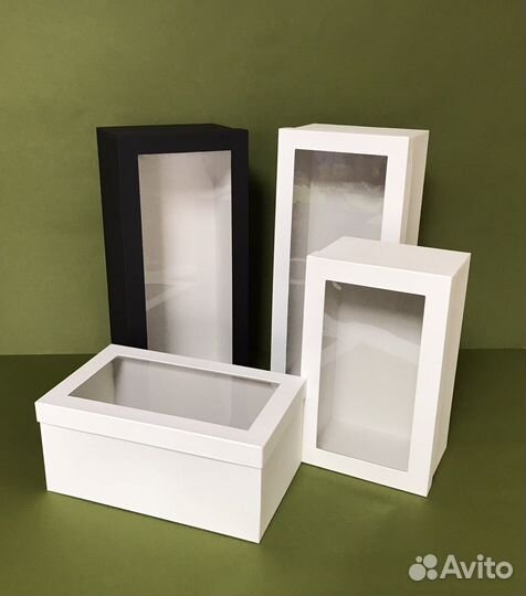 Коробка подарочная с окошком