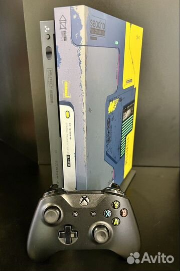 Xbox One X (1 Тб) Cyberpunk 2077 Limited Edition