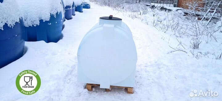 Бочка для воды 1000 / Бак пластиковый