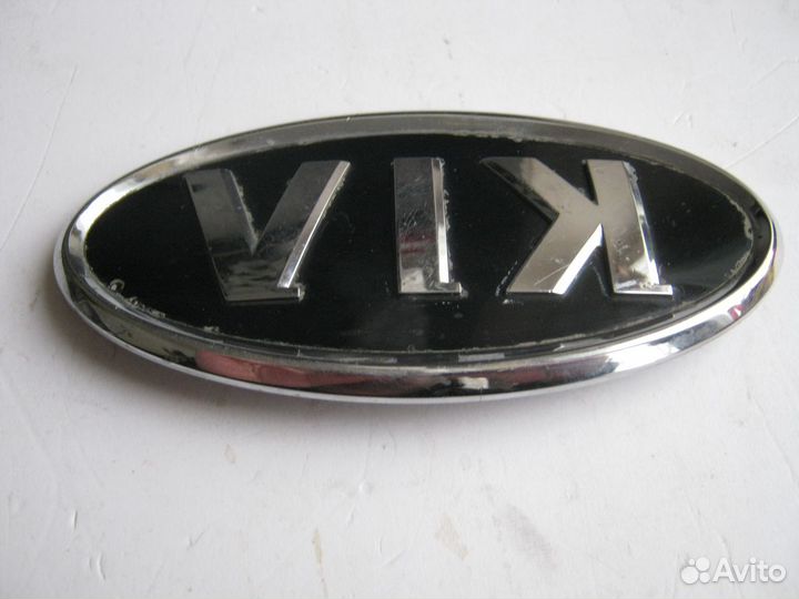 Эмблема передняя Kia Rio 2 JB 2005-2011 гв