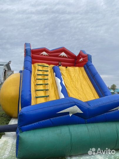 Надувной батут - горка (б/у)