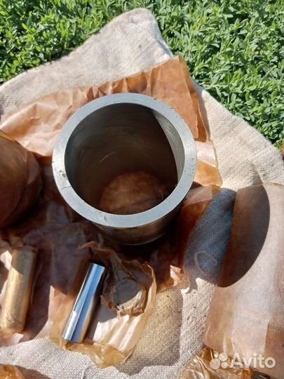 Поршневая группа на двигатель москвич в комплекте