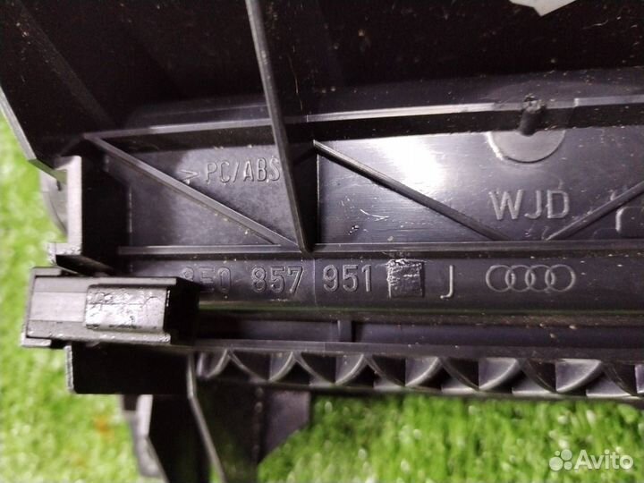 Пепельница Audi A4 B7