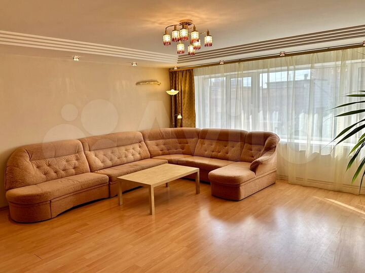 4-к. квартира, 125,9 м², 7/10 эт.