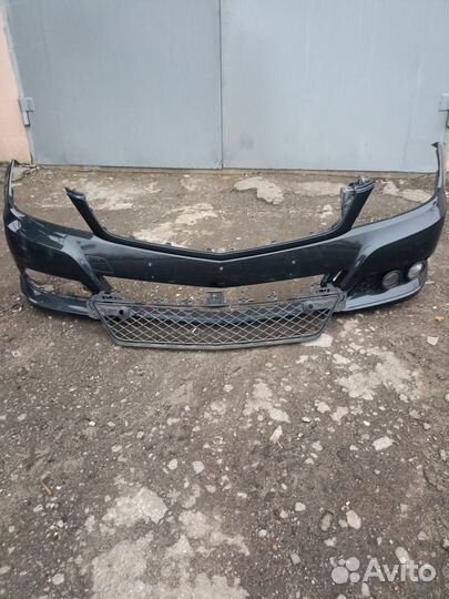 Передний бампер на mercedes цешка c204 кузов