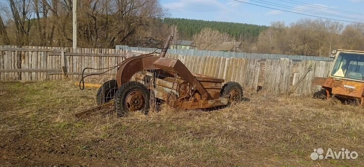 Скрепер прицепной дз-172
