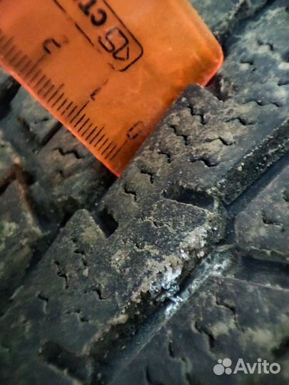 Dunlop SP Winter Ice 01 205/55 R16