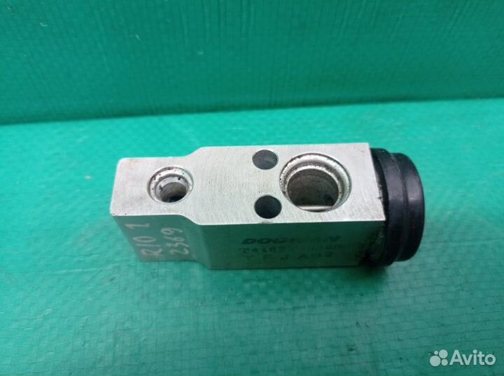 Клапан кондиционера Kia Rio 1 универсал A5D 2003