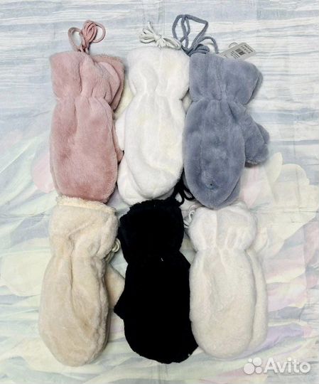 Варежки новые из эко меха