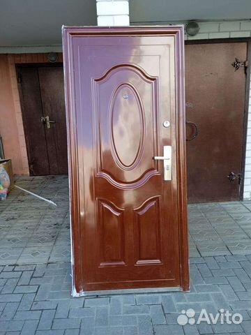 Дверь входная металлическая