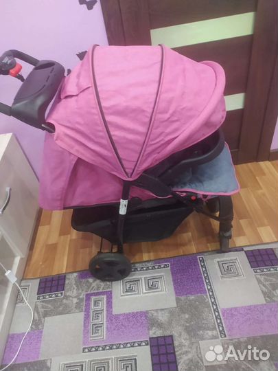 Прогулочная коляска