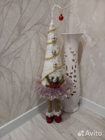 Новогодний декор.Ёлка топотушка