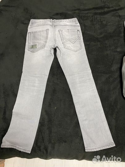 Джинсы светлые