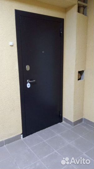 Дверь входная металлическая в наличии