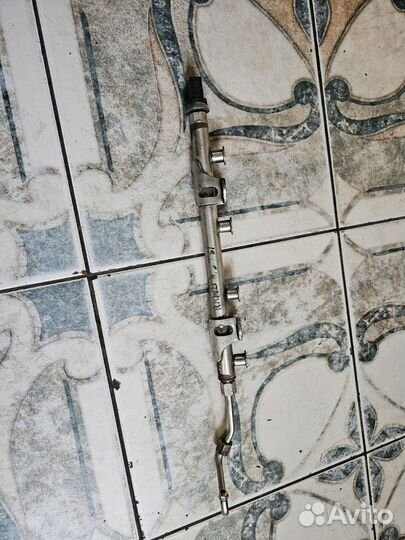 Топливная рампа Skoda Rapid