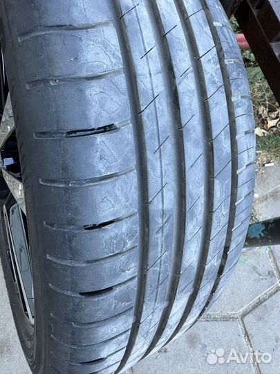 Goodyear EfficientGrip 205/50 R17 93V