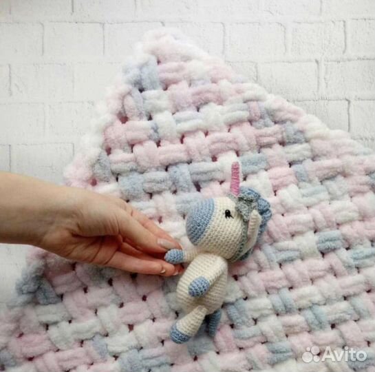 Детский пледик вязаный