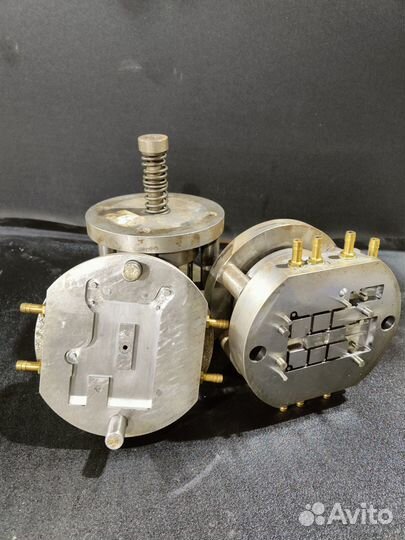 Изготовление деталей из пластика и резины