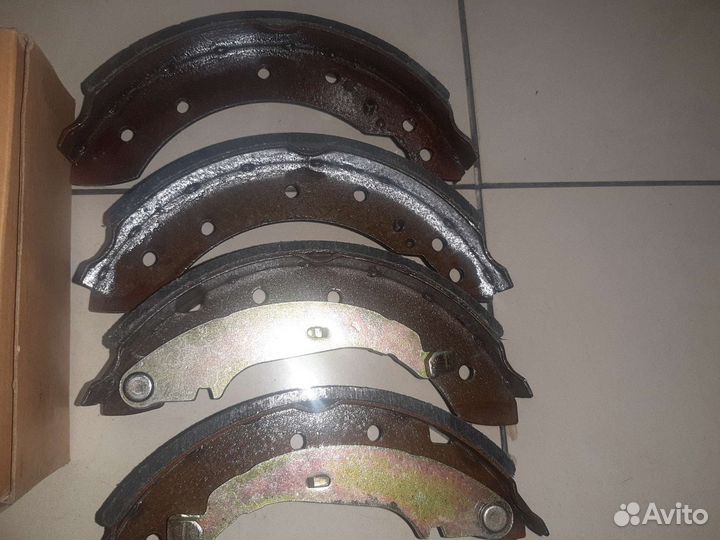 Колодки тормозные задние Лифан Бриз L3502101