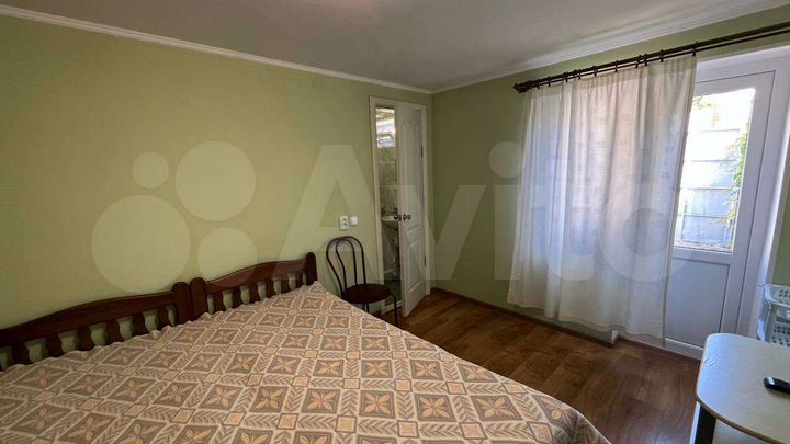 Комната 15 м² в 3-к., 1/1 эт.