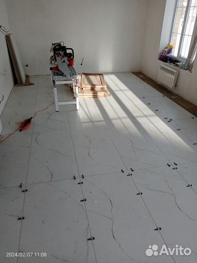 Плиточник укладка плитки