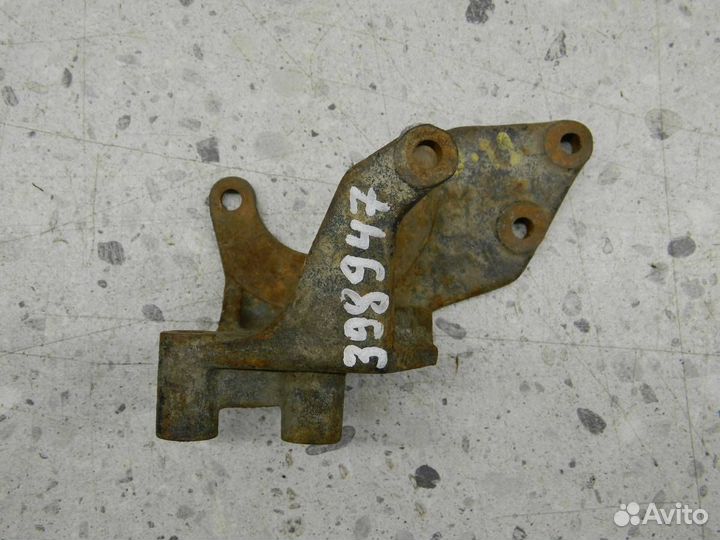 Кронштейн двигателя Mitsubishi L200 KB 2006-2016