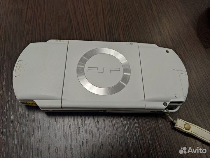 Прошитая PSP 1004 16Gb+куча игр