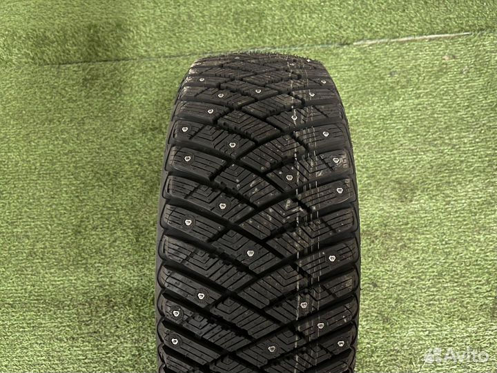Goodyear UltraGrip Ice Arctic SUV 255/65 R17 110T