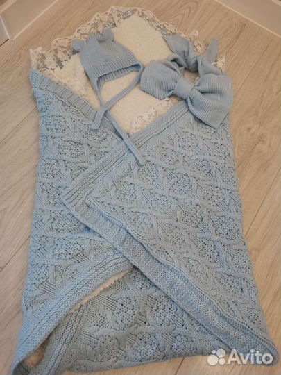 Конверт-одеяло с шапочкой на выписку