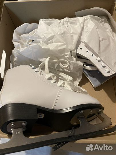 Коньки фигурные размер 39