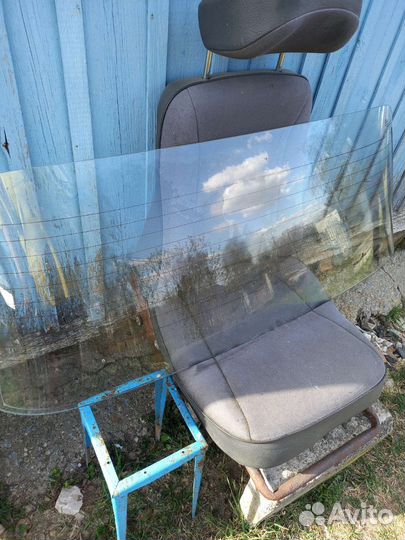 Заднее стекло ваз 2107