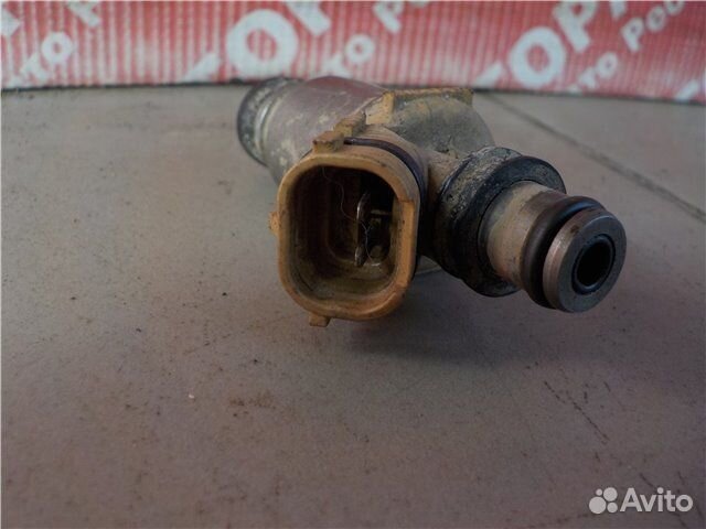 Форсунки топливные Toyota Corolla AE110 5A-G521011