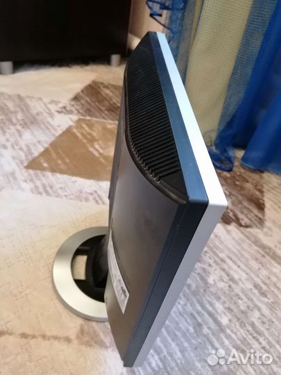 Монитор Samsung