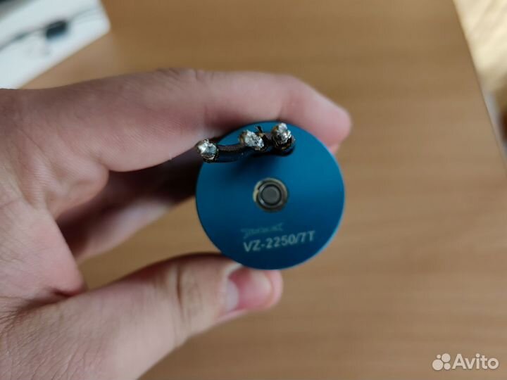 Бесщеточный двигатель tenshock viper VZ-2250/7T