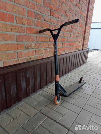 Трюковой самокат