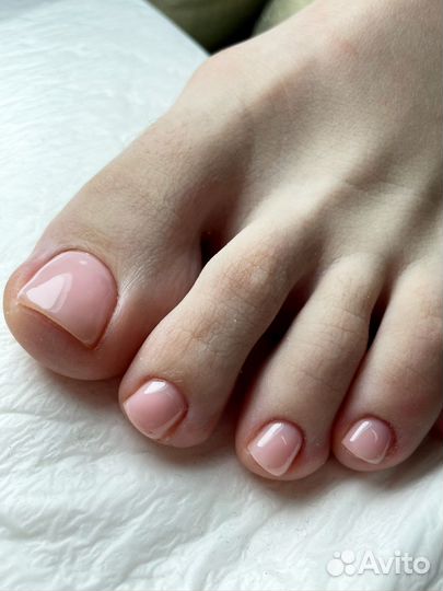Модель на педикюр
