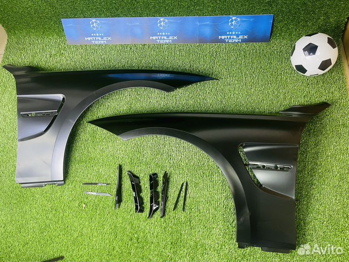 Крылья BMW F30 M3 в стиле F80