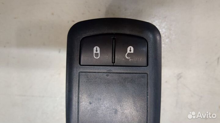 Кнопка стеклоподъемника левая передняя Dodge Grand Caravan, 2011