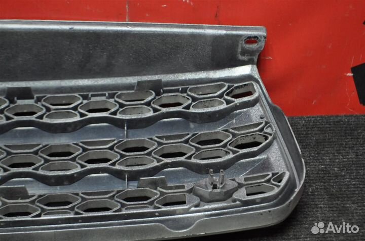 Решетка радиатора toyota RAV4 ZCA25