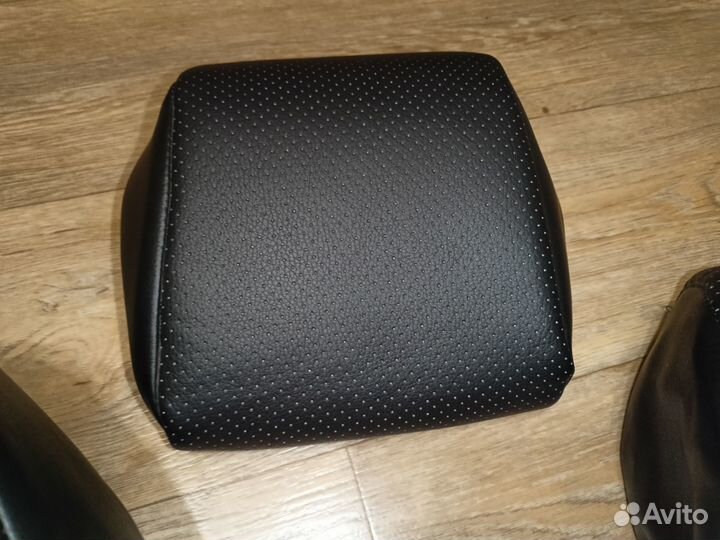 Чехлы на задние подголовники Cruze